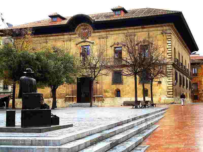 Dónde dormir en Oviedo barato